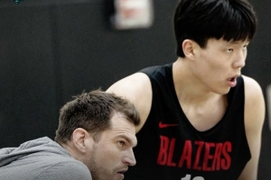 体坛周报：前马刺中锋斯普利特或能为杨瀚森提供更针对性的指导