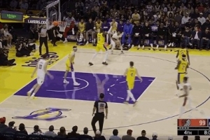 就是自信！谢顿-夏普面对艾顿 追身踩线长两分打停湖人！