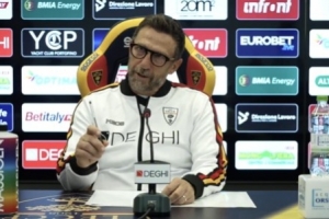 莱切主帅谈卡马达点球被扑：这种级别的比赛，球门是会变得更小的