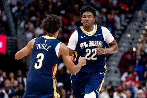 打得啥玩意！普尔替补22分钟 11中2&三分7中1拿9分 正负值-35