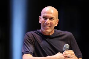 被问何时出山执教？齐达内：希望很快！