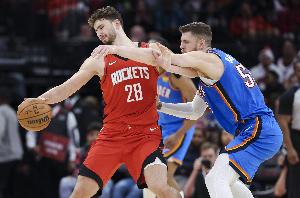 名嘴：火箭的前场篮板极为强悍 在对雷霆和掘金时会是独特武器