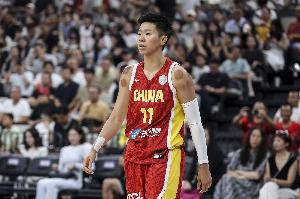 解说：女篮换血期要涌现更多弄潮儿 再来个黄思静这模子的球员吧