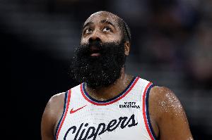 此消彼长！哈登三分被帽 普理查德开炮飙中个人本场第8记三分