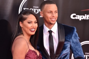 夸梅：库嫂与其各种不知足不如好好经营婚姻 因库里对你绝对真爱