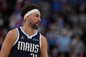 不灵！克莱·汤普森9中3拿到7分 三分6投仅1中