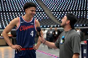 船记：科比·桑德斯在承担重要角色方面非常出色 他绝对物超所值