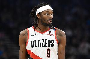 人手短缺&小杨能否登场？格兰特因生病今日缺战太阳 霍勒迪也不打